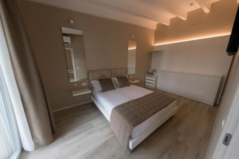Aurora Aparthotel Peschiera del Garda Dış mekan fotoğraf