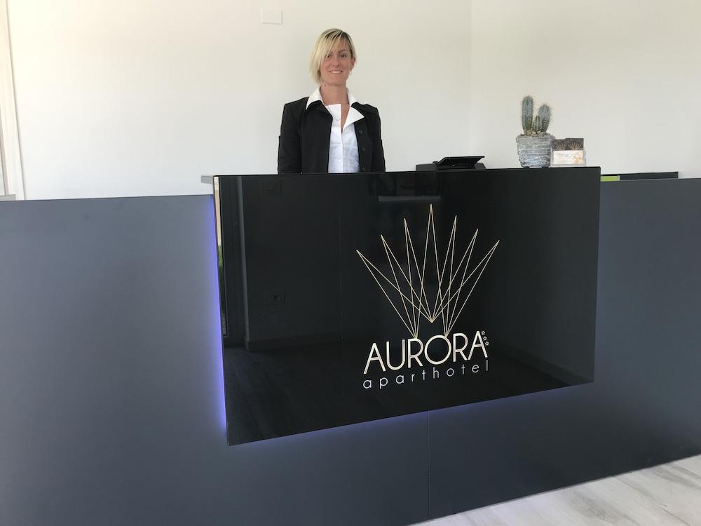 Aurora Aparthotel Peschiera del Garda Dış mekan fotoğraf